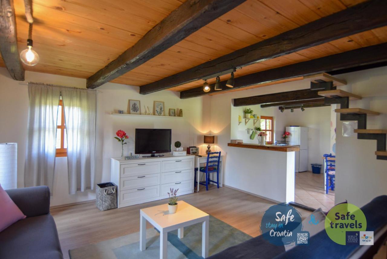 Kuca Za Odmor Lang Villa Карловац Екстериор снимка